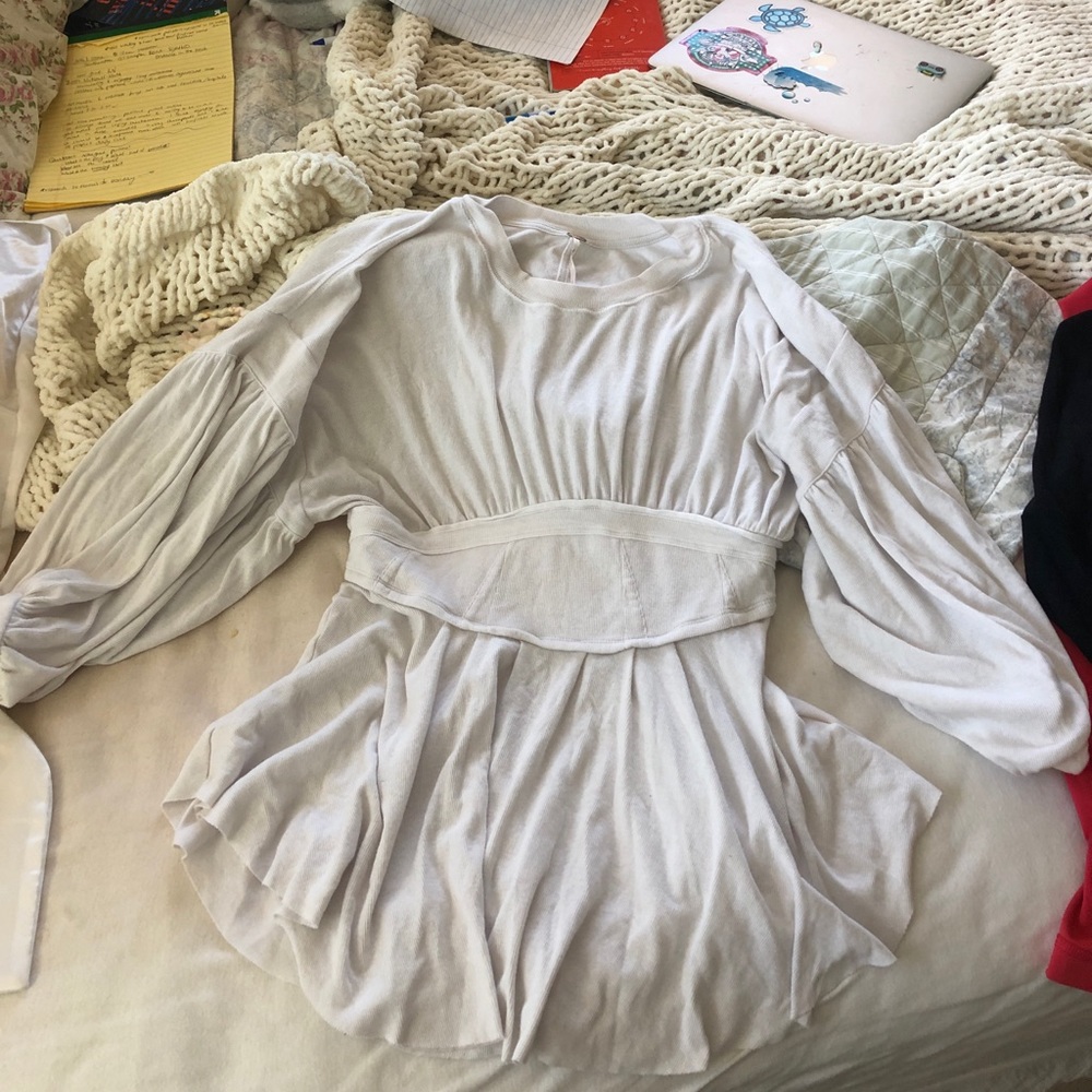 *SOLD* Flattering free people top